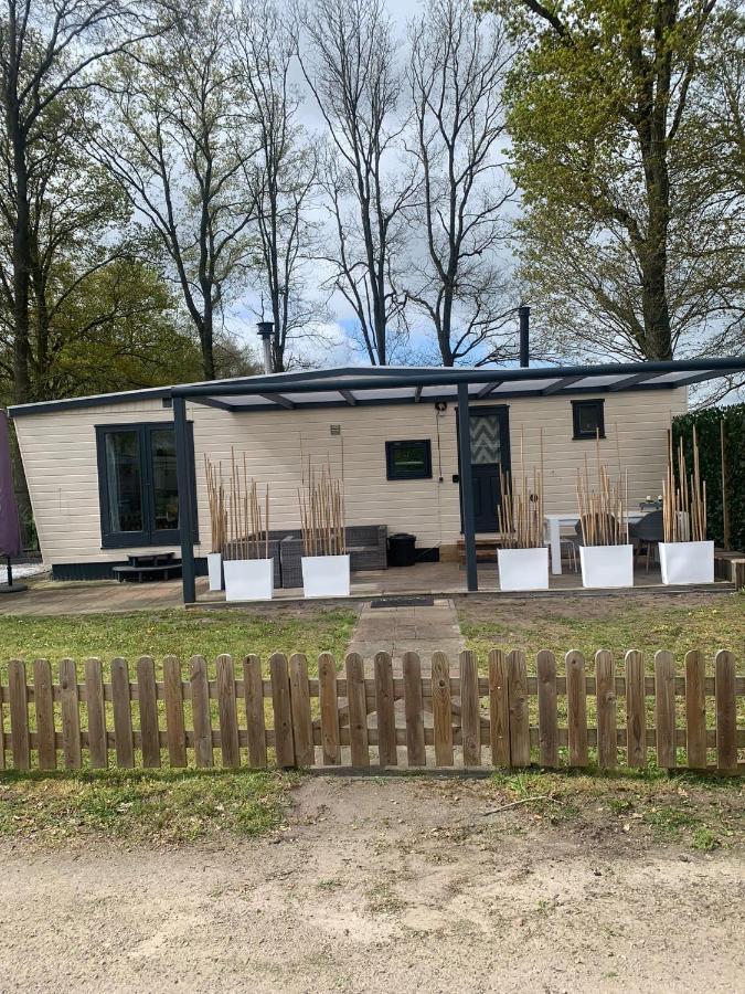 Hotel Chalet Heische Tip In Zeeland, Noord-Brabant Voor Max 3 Volwassenen En 2 Kinderen Zewnętrze zdjęcie